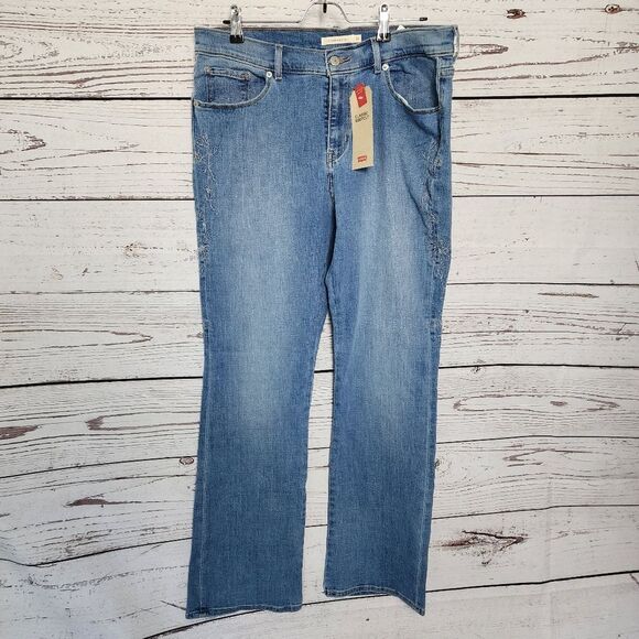 Levi's Classic Bootcut Embroidered Jeans 18 NWT - Picture 4 of 7